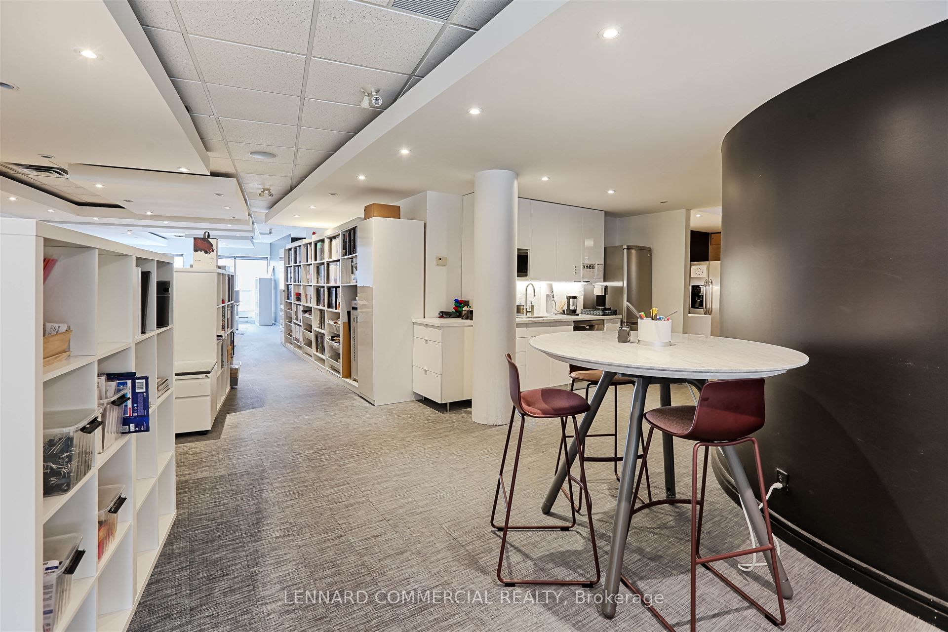 354 Davenport Road, #200
