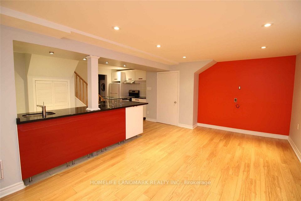 #Lower - 21 Marsh Street, Richmond Hill, ON L4C 7P2