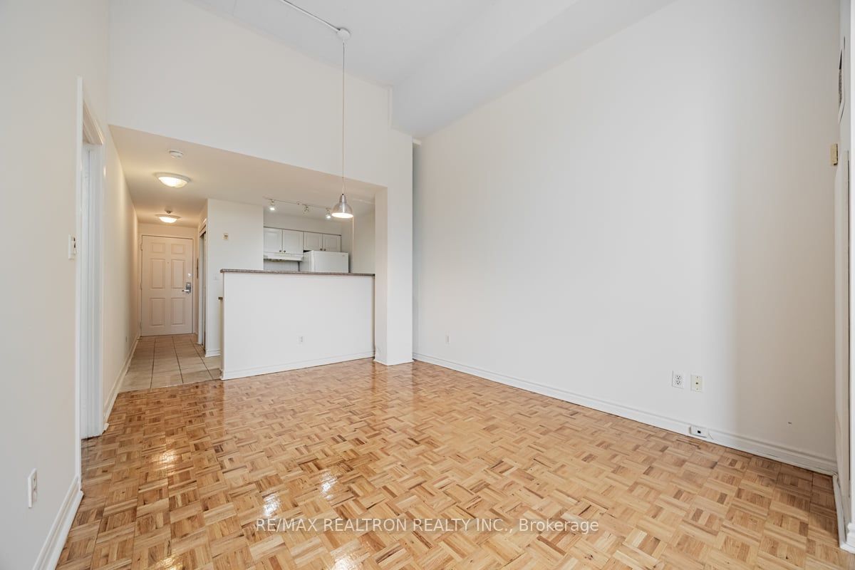 1401 Dupont Street, #225