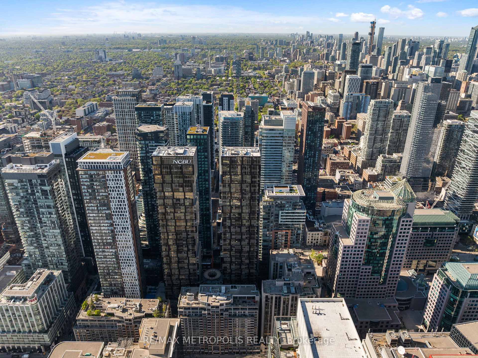 2 Bedrooms Condo at 15 Mercer, Toronto For sale