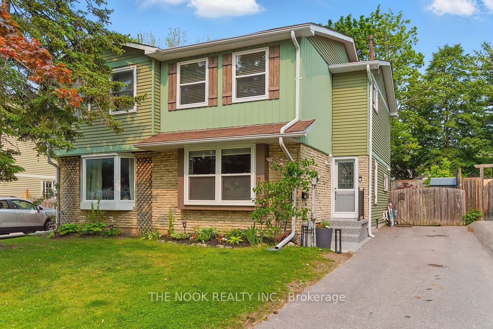 702 Hillcroft
