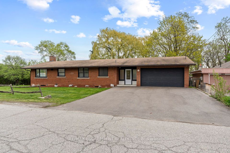 8 Northcliffe