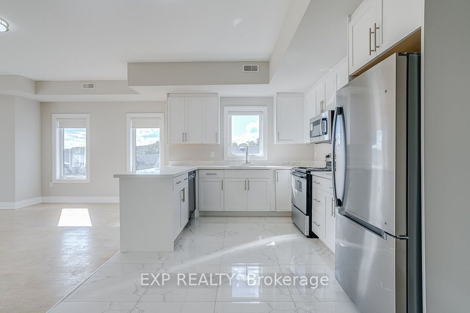 163 Port Robinson