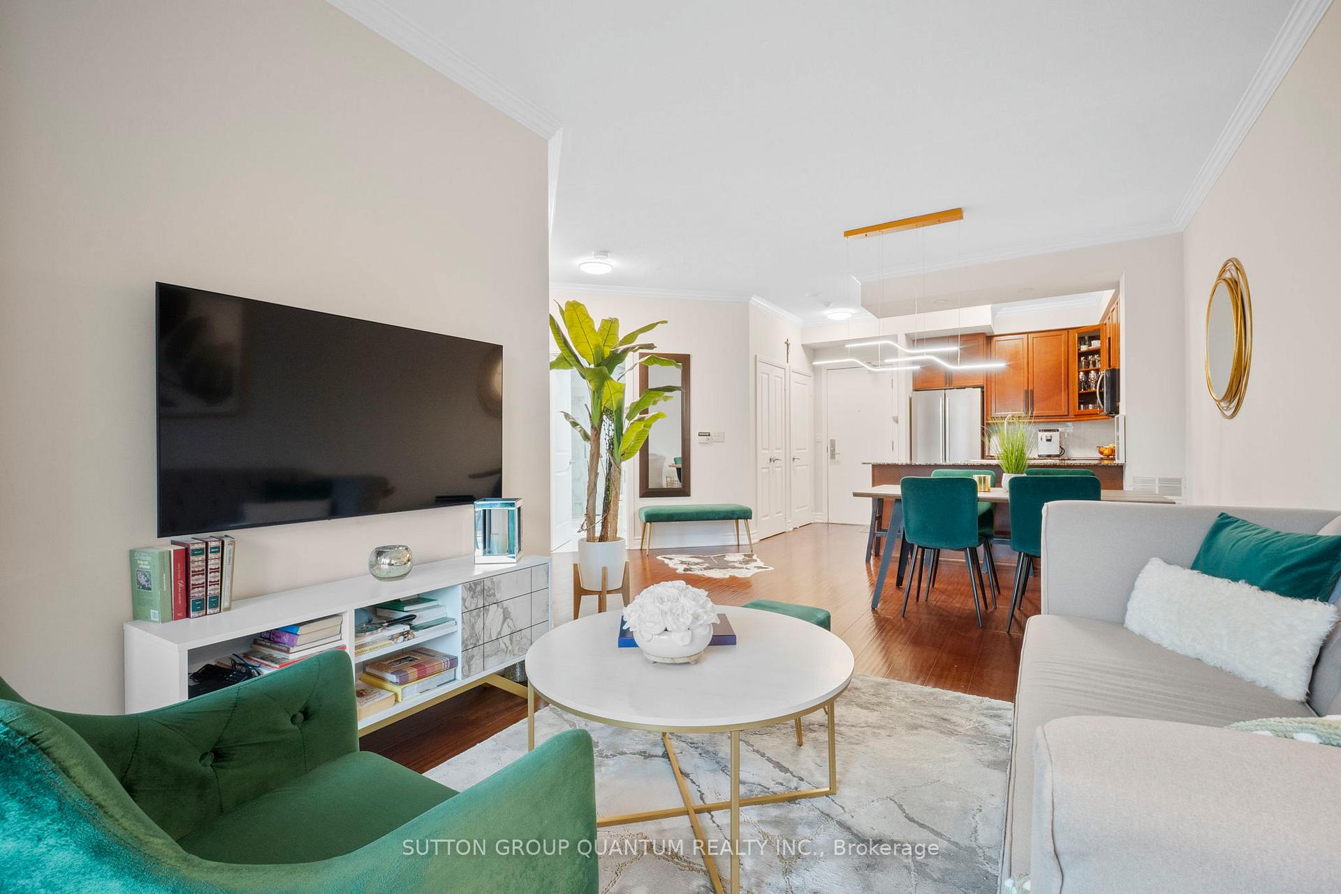 2 Bedrooms Condo at 90 Absolute, Mississauga For sale