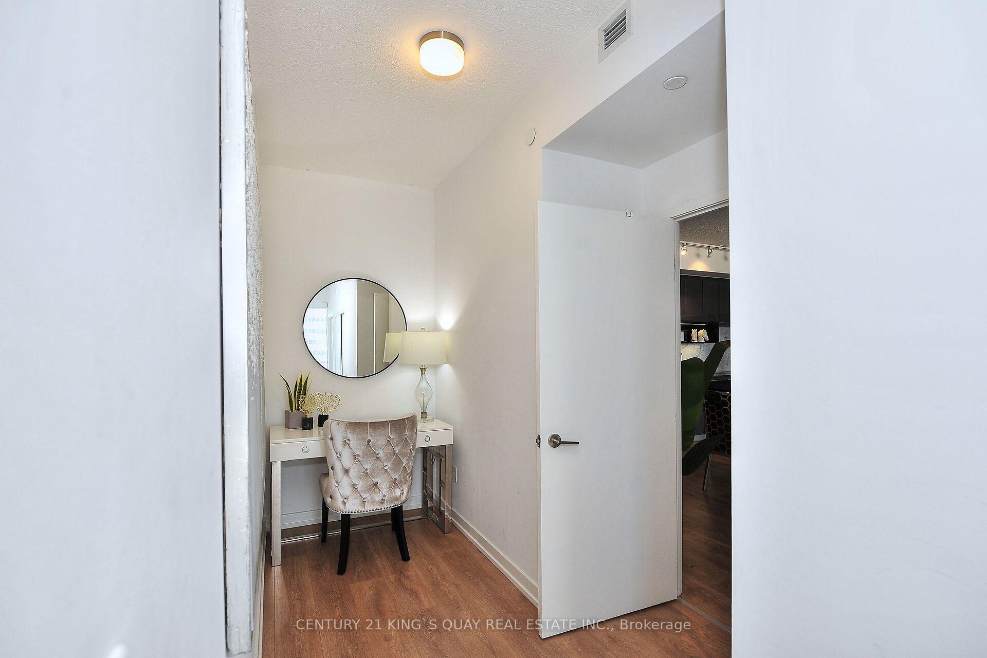 3 Bedrooms Condo at 115 McMahon, Toronto For sale