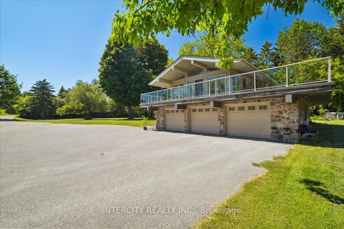 3505 Cochrane Street