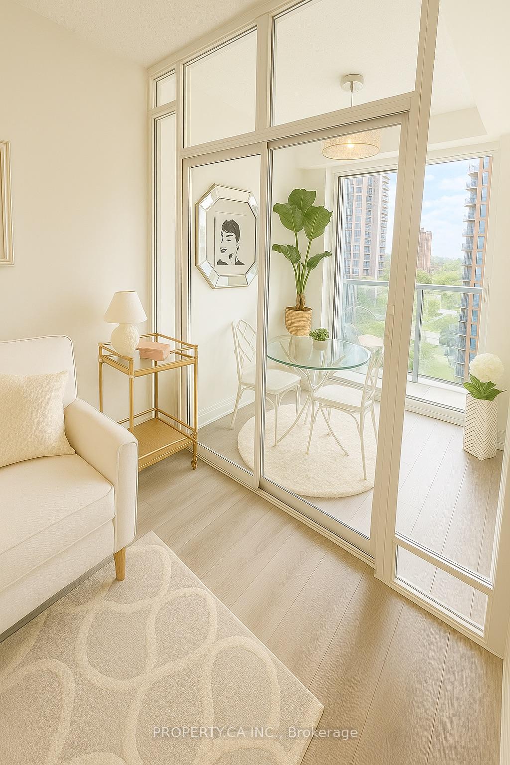 2 Bedrooms Condo at 60 Byng, Toronto For sale