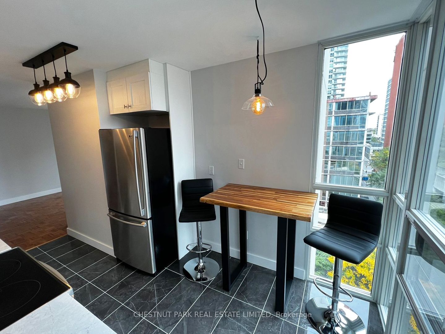 43 Eglinton Avenue E #909, Toronto C03 Yonge-Eglinton