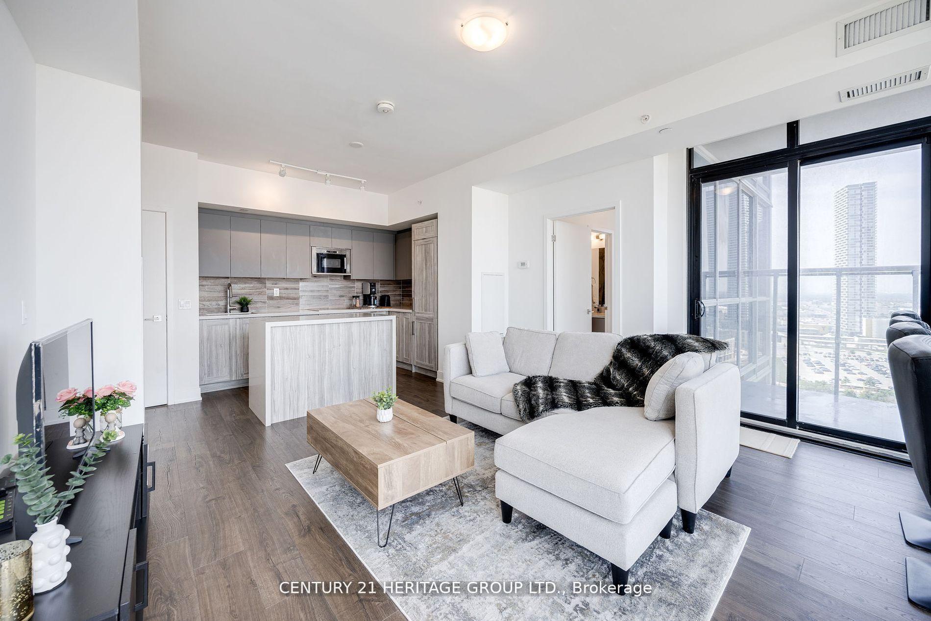 2 Bedrooms Condo at 2916 Highway 7, Vaughan For sale