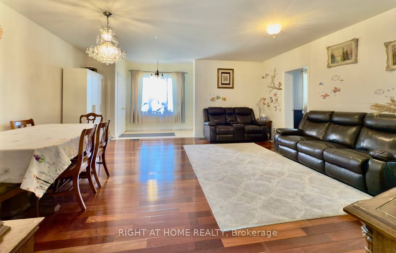 25 Burlingame Road