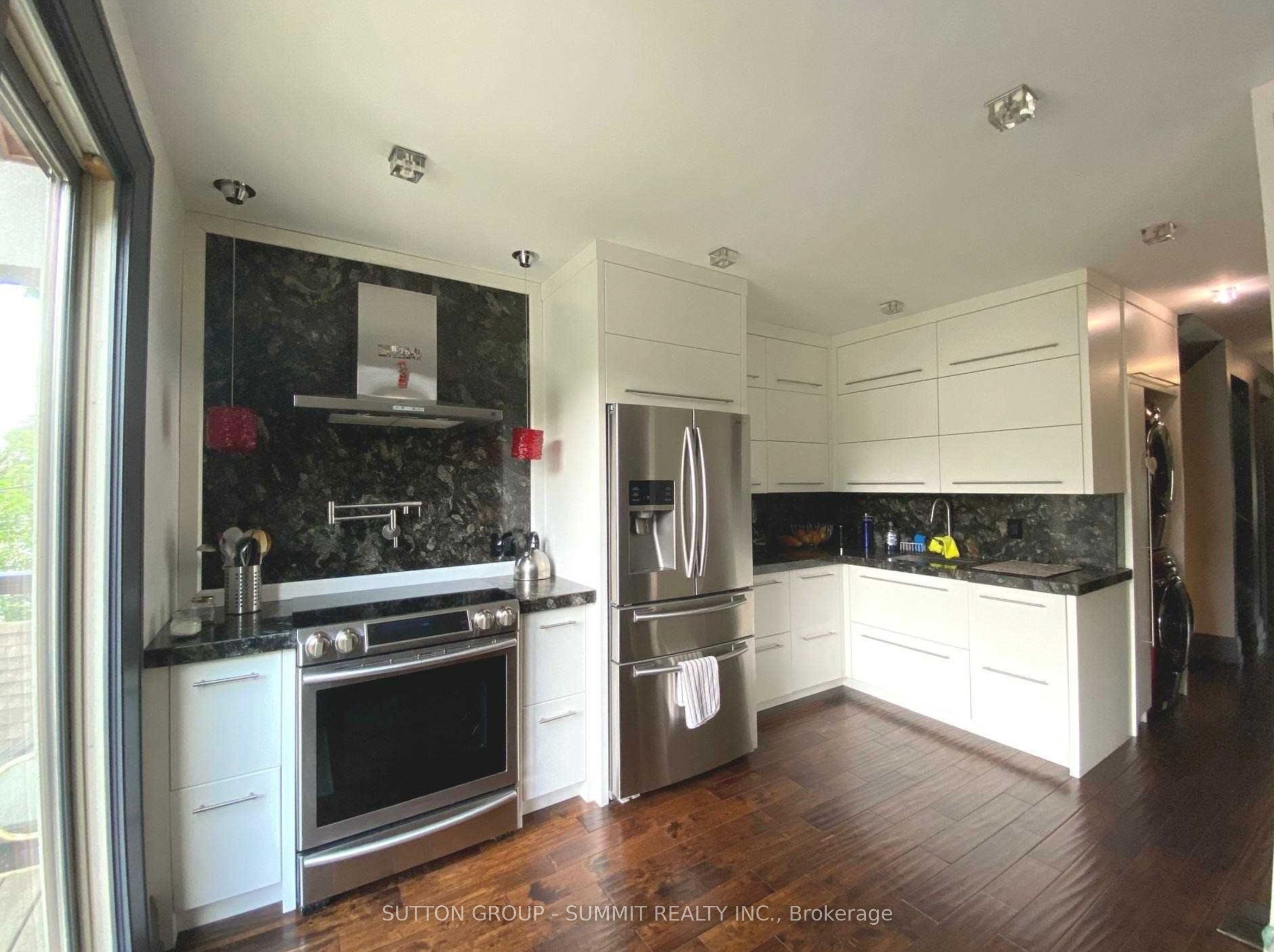 1 Columbine Avenue S, #Upper