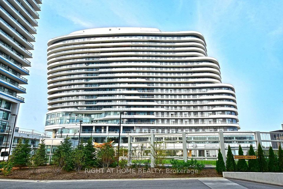 2520 Eglinton