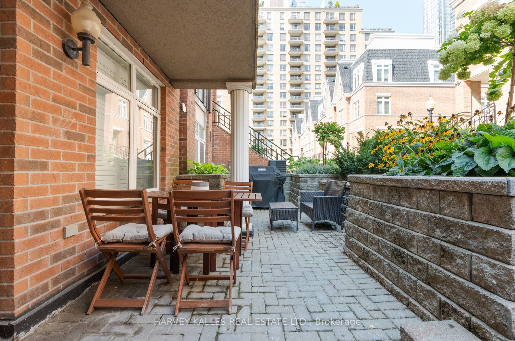 85 Lillian Street 10