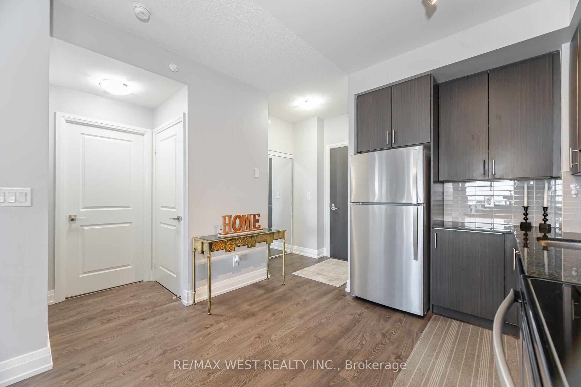 1 Bedroom Condo at 3700 Highway 7, Vaughan For sale