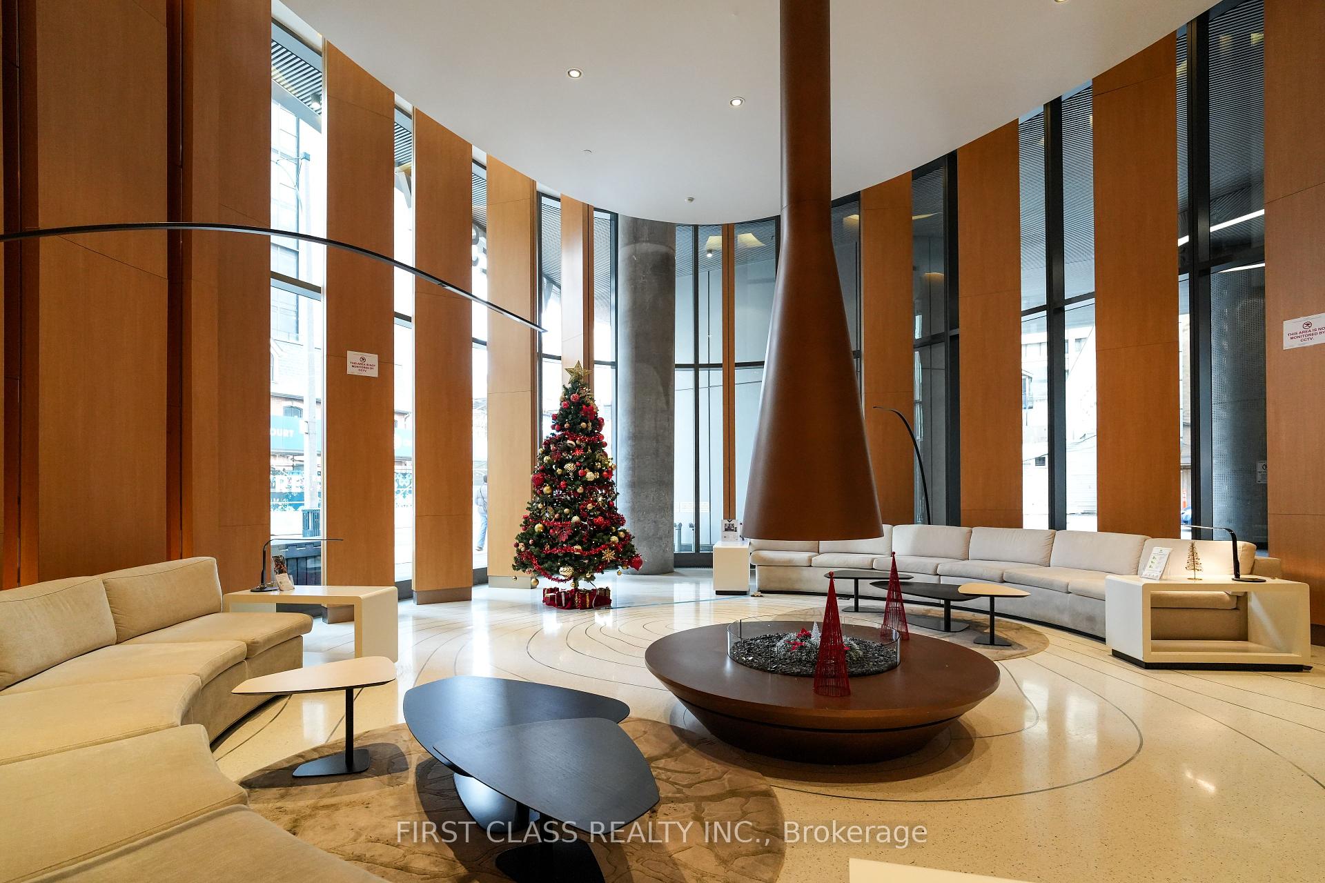 2 Bedrooms Condo at 11 Wellesley,  Toronto For sale