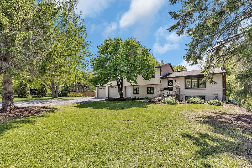 9 Bols Street, Russell, ON K4R 1A7