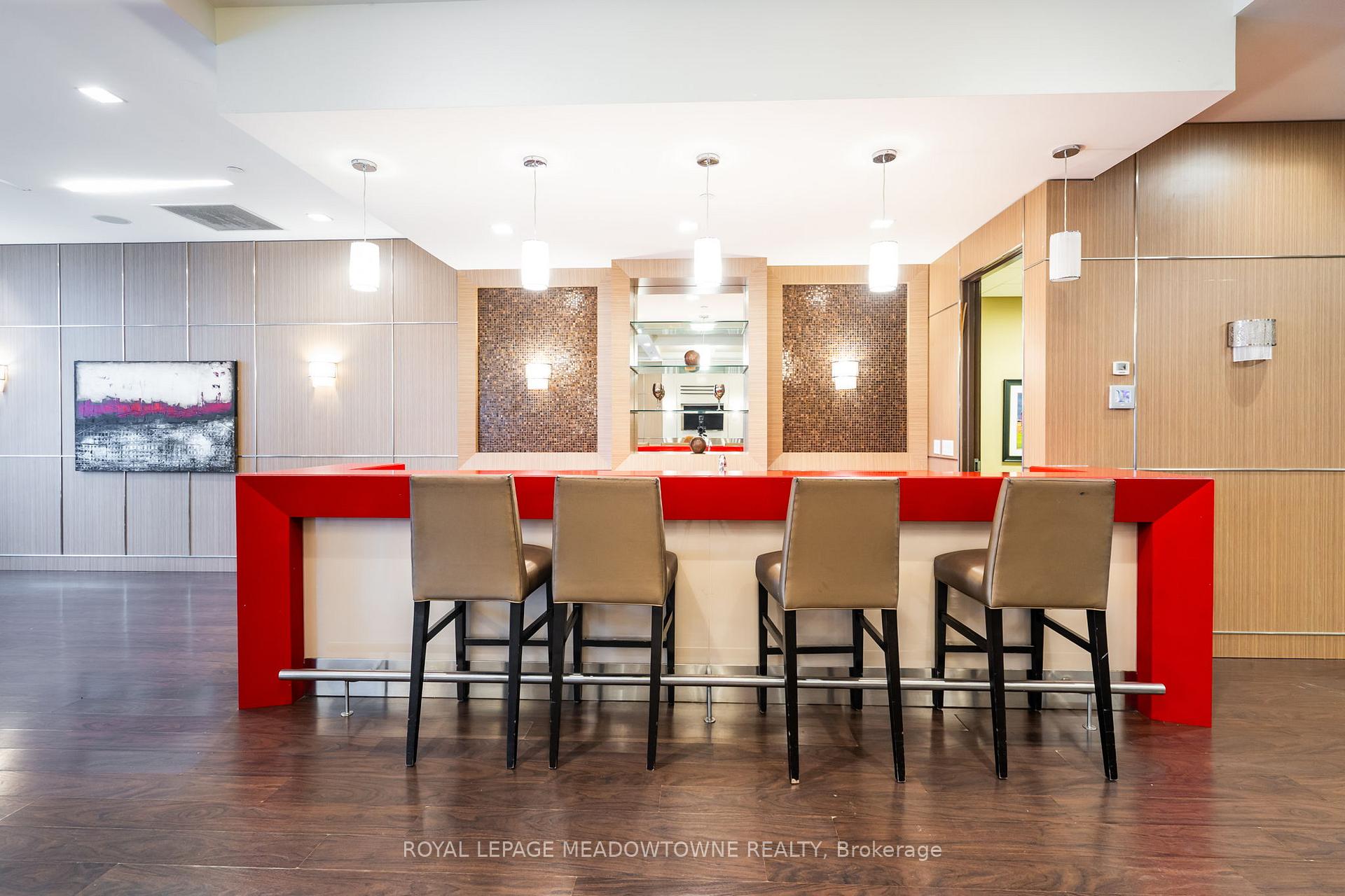 2 Bedrooms Condo at 2 Eva,  Toronto For sale