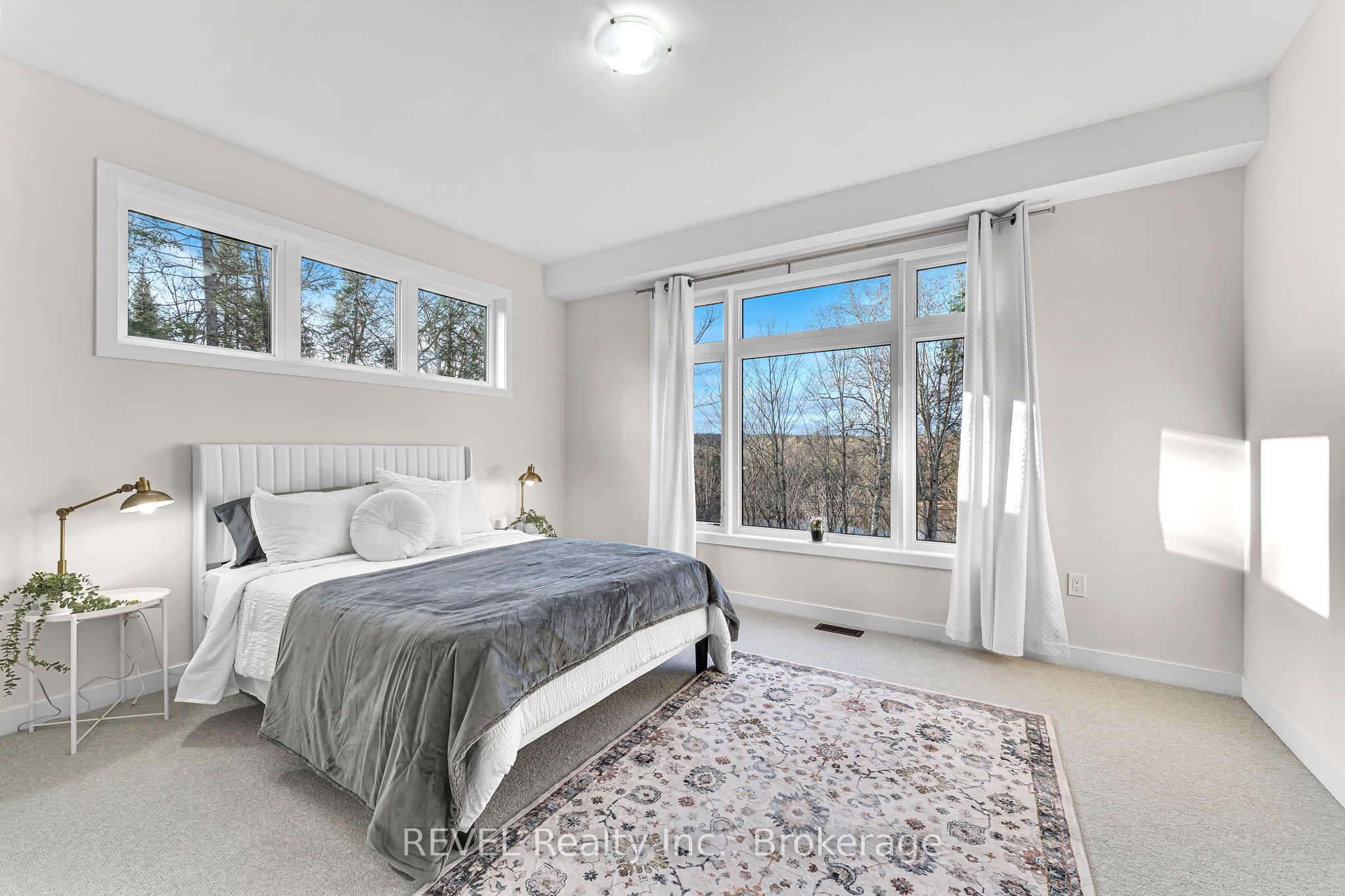 1008 Napier Court