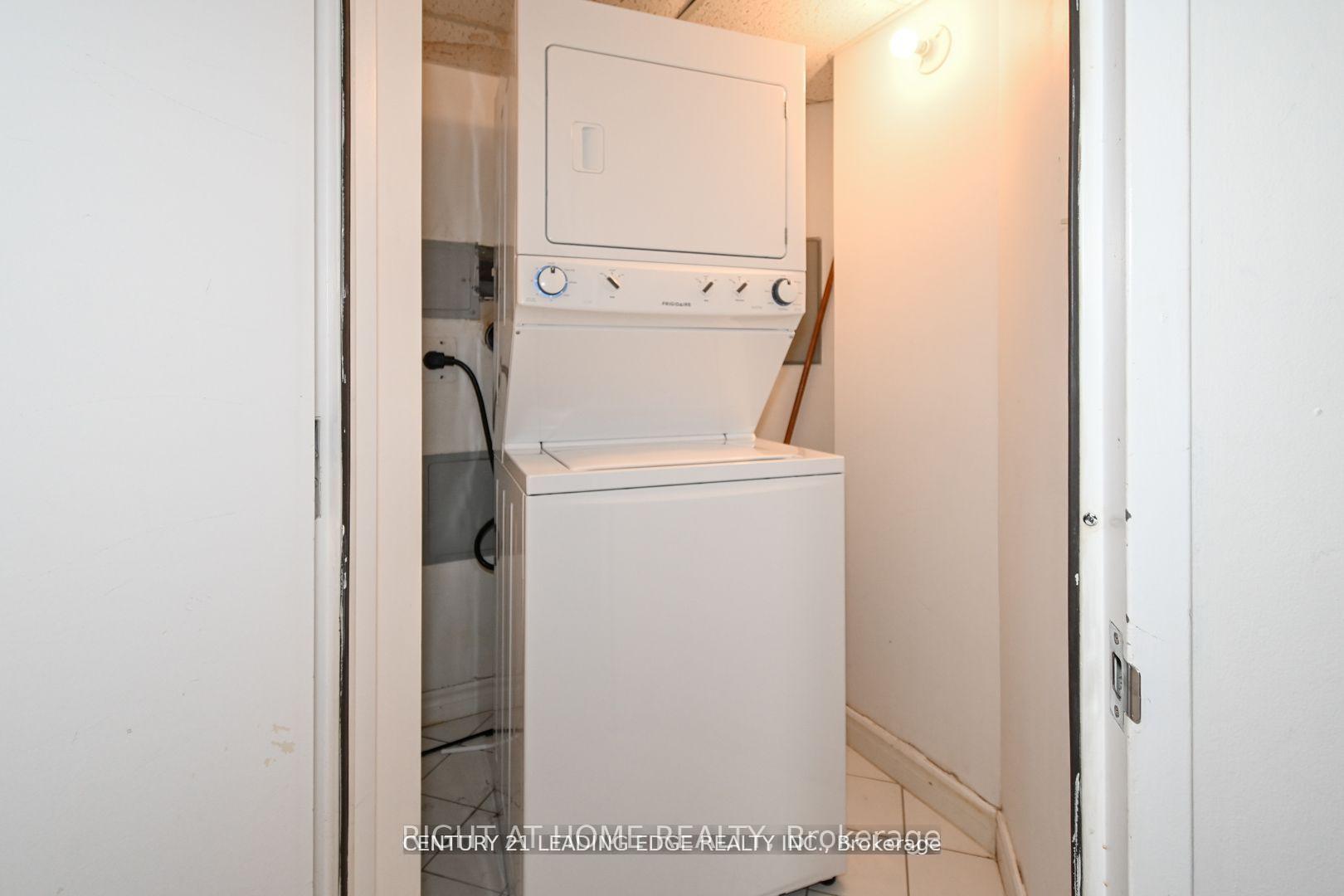 1 Bedroom Condo at 38 Elm, Toronto For sale