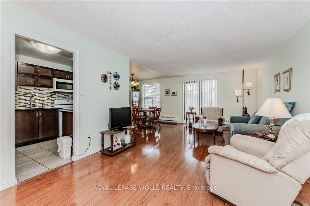 1100 Courtland Avenue E, #208