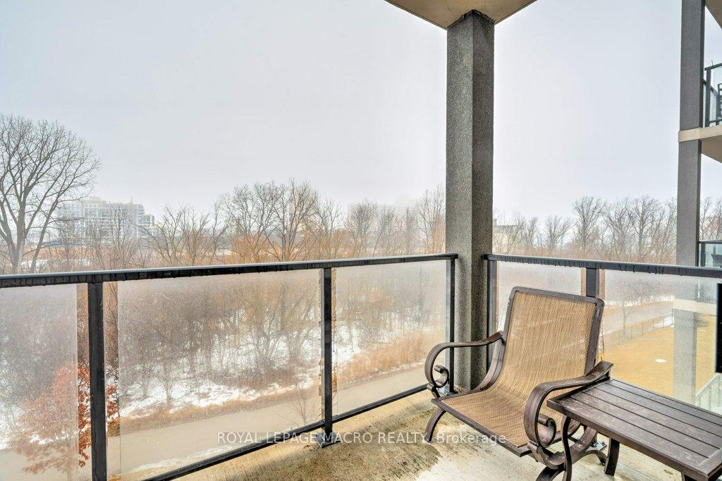 1 Bedroom Condo at 125 Shoreview,  Hamilton For sale