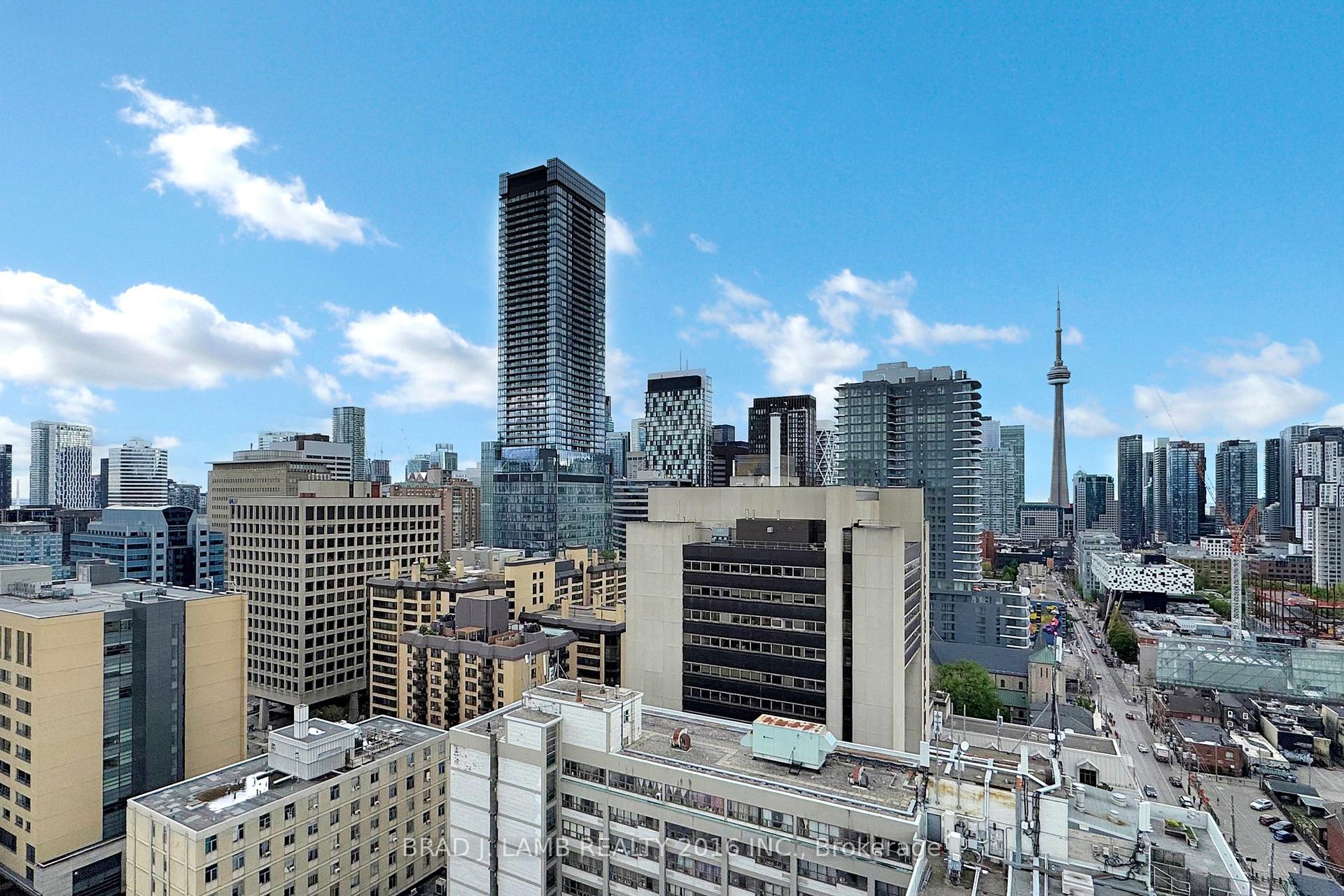 3 Bedrooms Condo at 195 McCaul, Toronto For sale