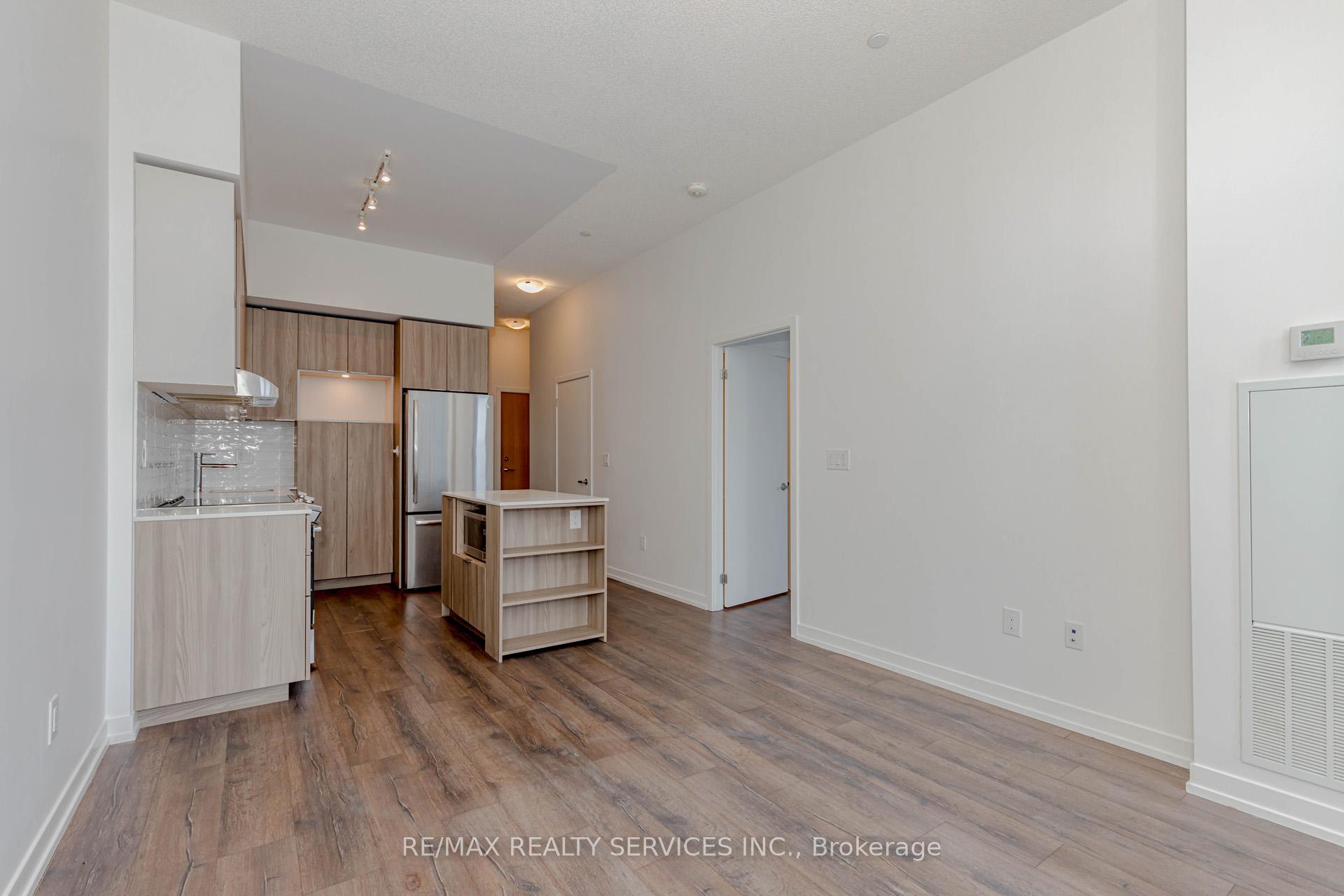 2 Bedrooms Condo at 2520 Eglington,  Mississauga For sale