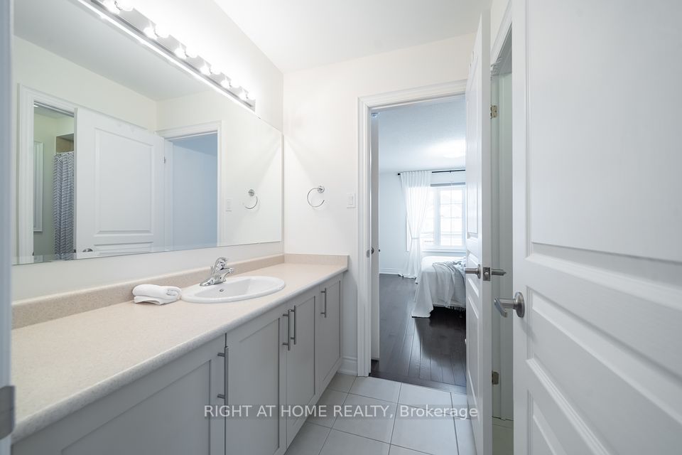 4 Piece Ensuite 