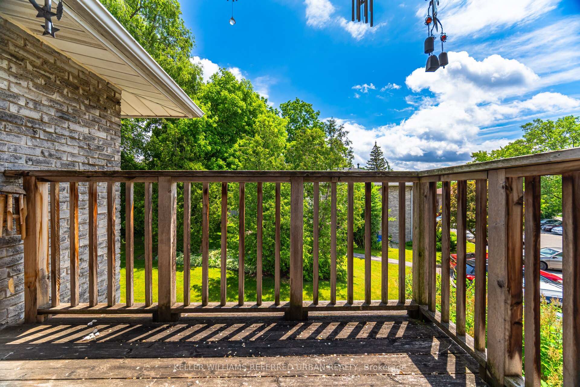 3 Bedrooms Condo at 973 Francis, Burlington For sale