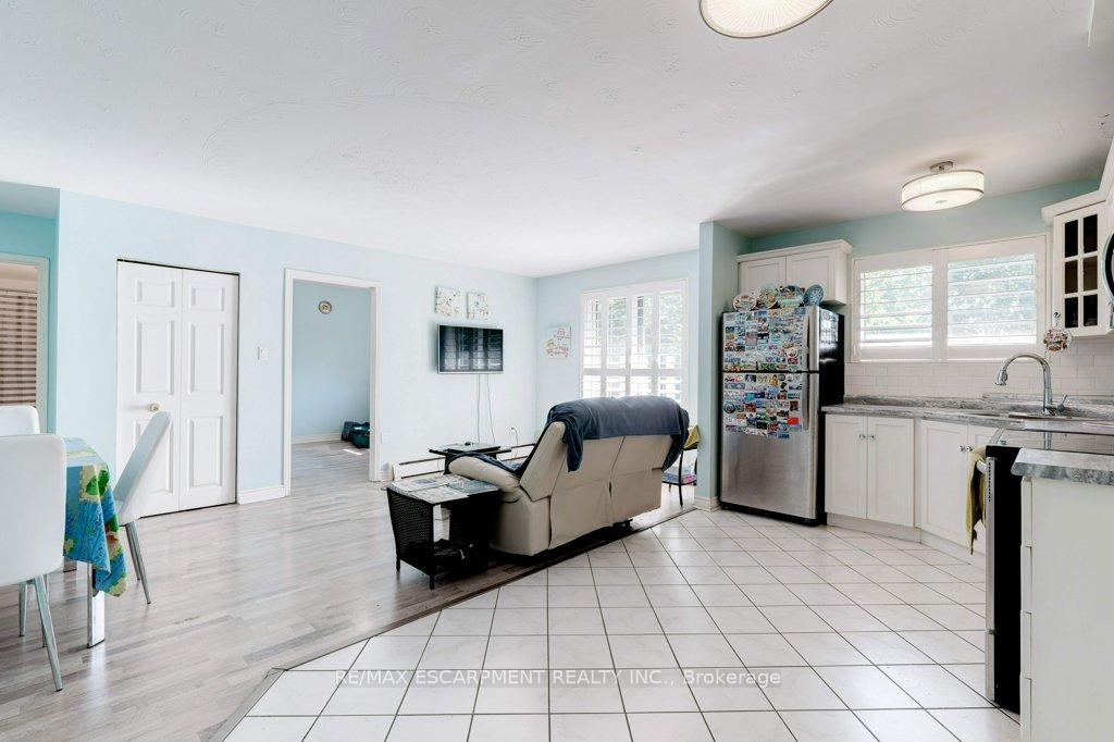 1 Bedroom Condo at 2373 King,  Hamilton For sale