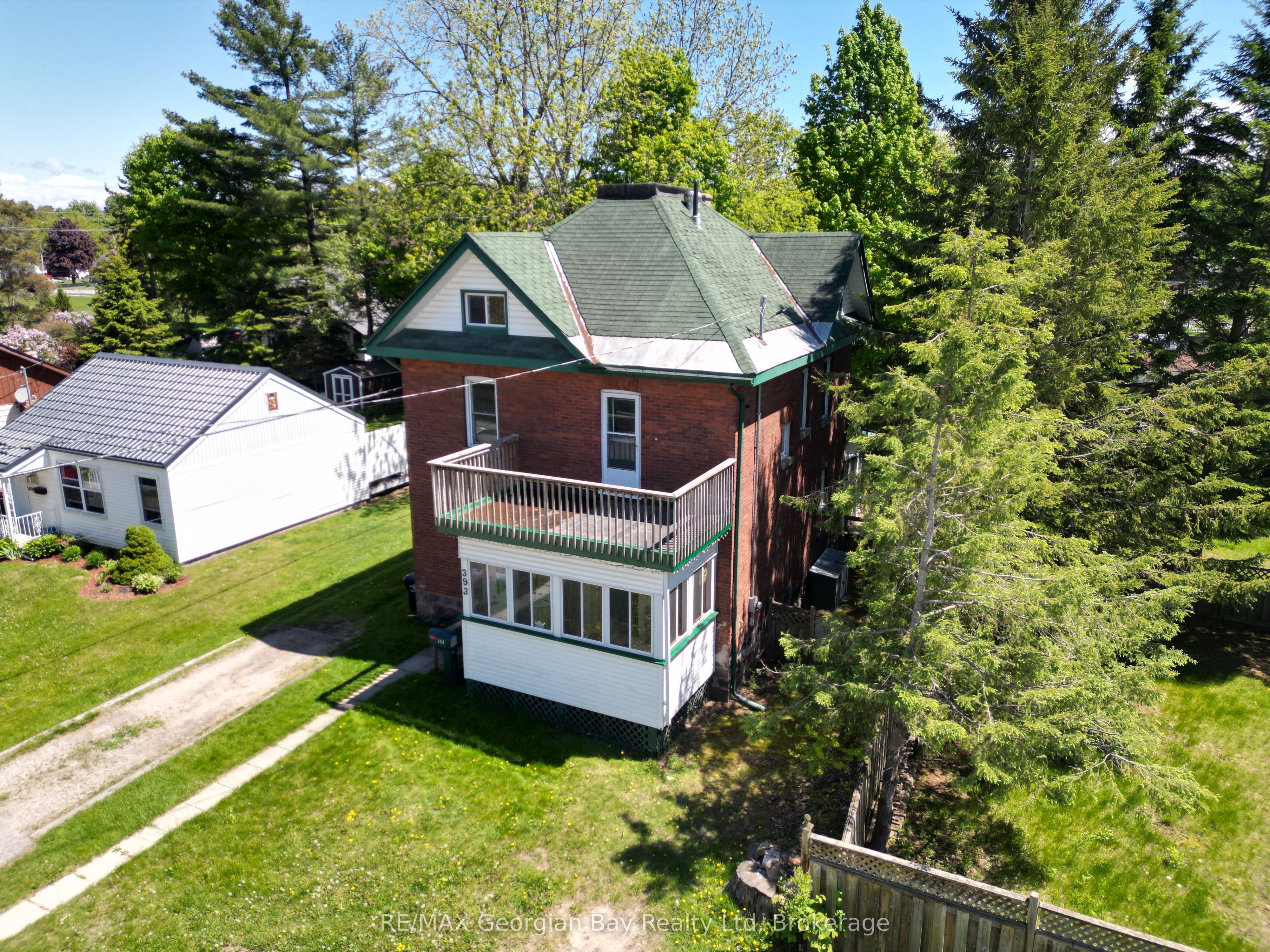 393 Hannah Street