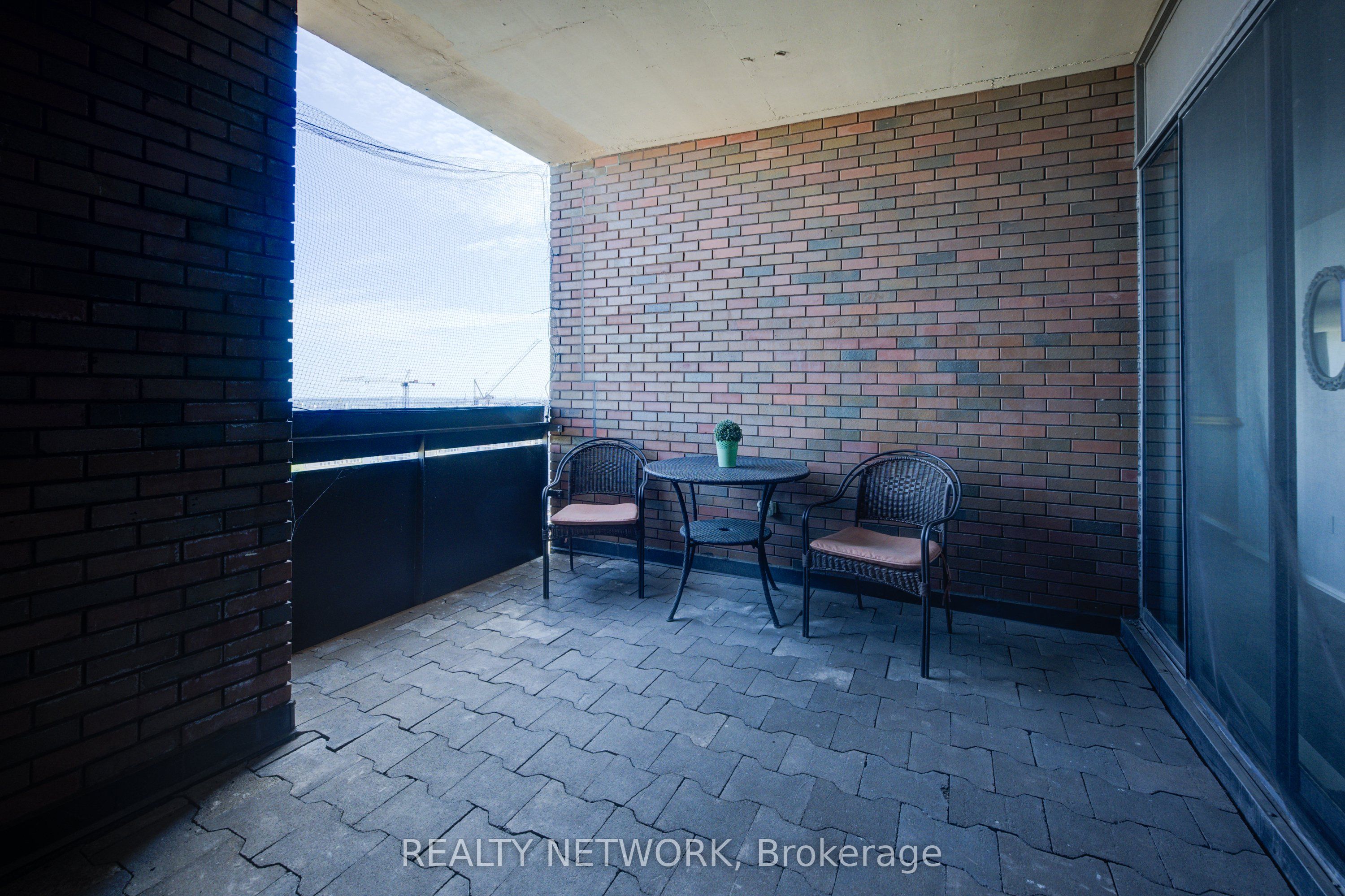222 Jackson Street W, #702