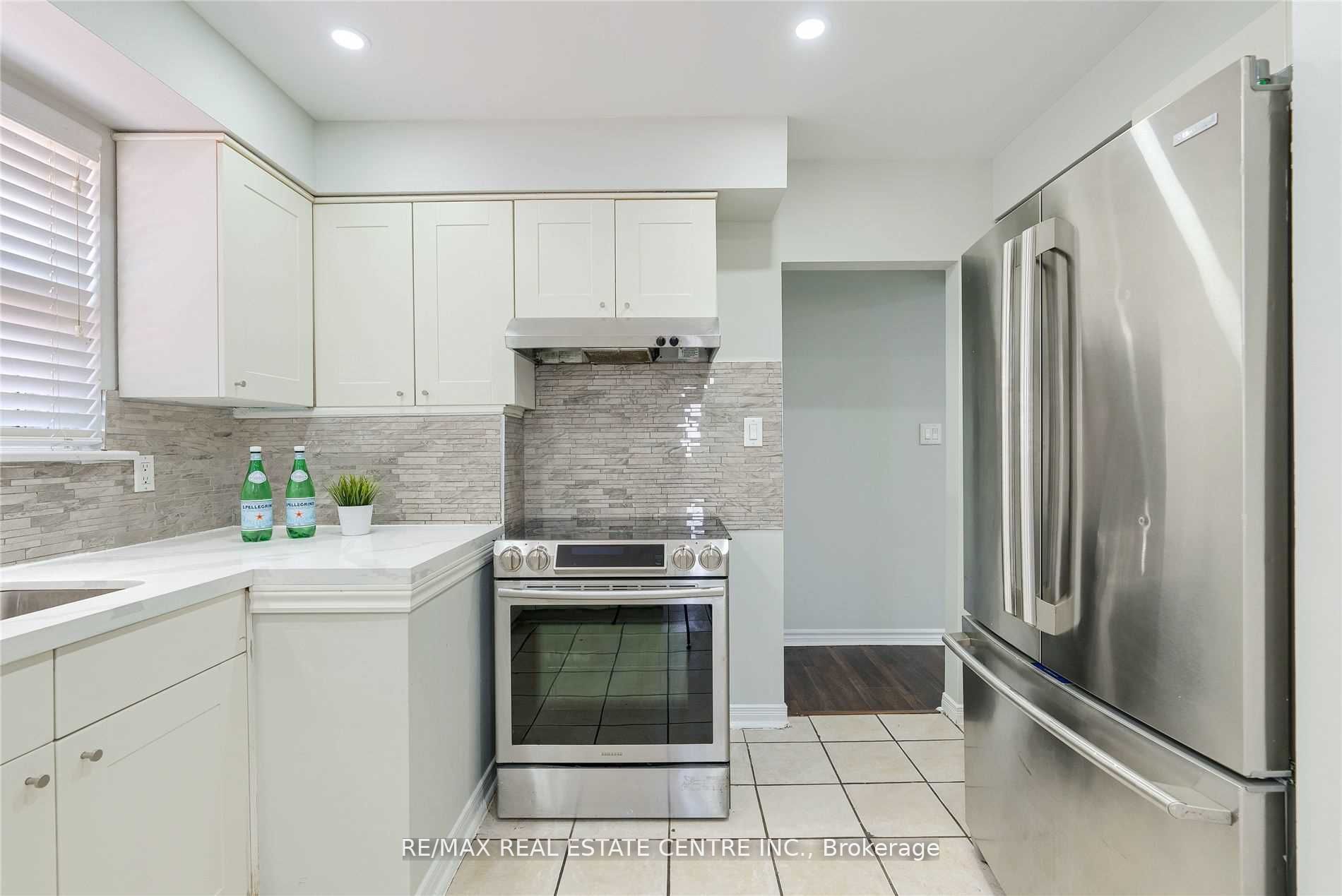 11 Garfield Crescent, #Upper