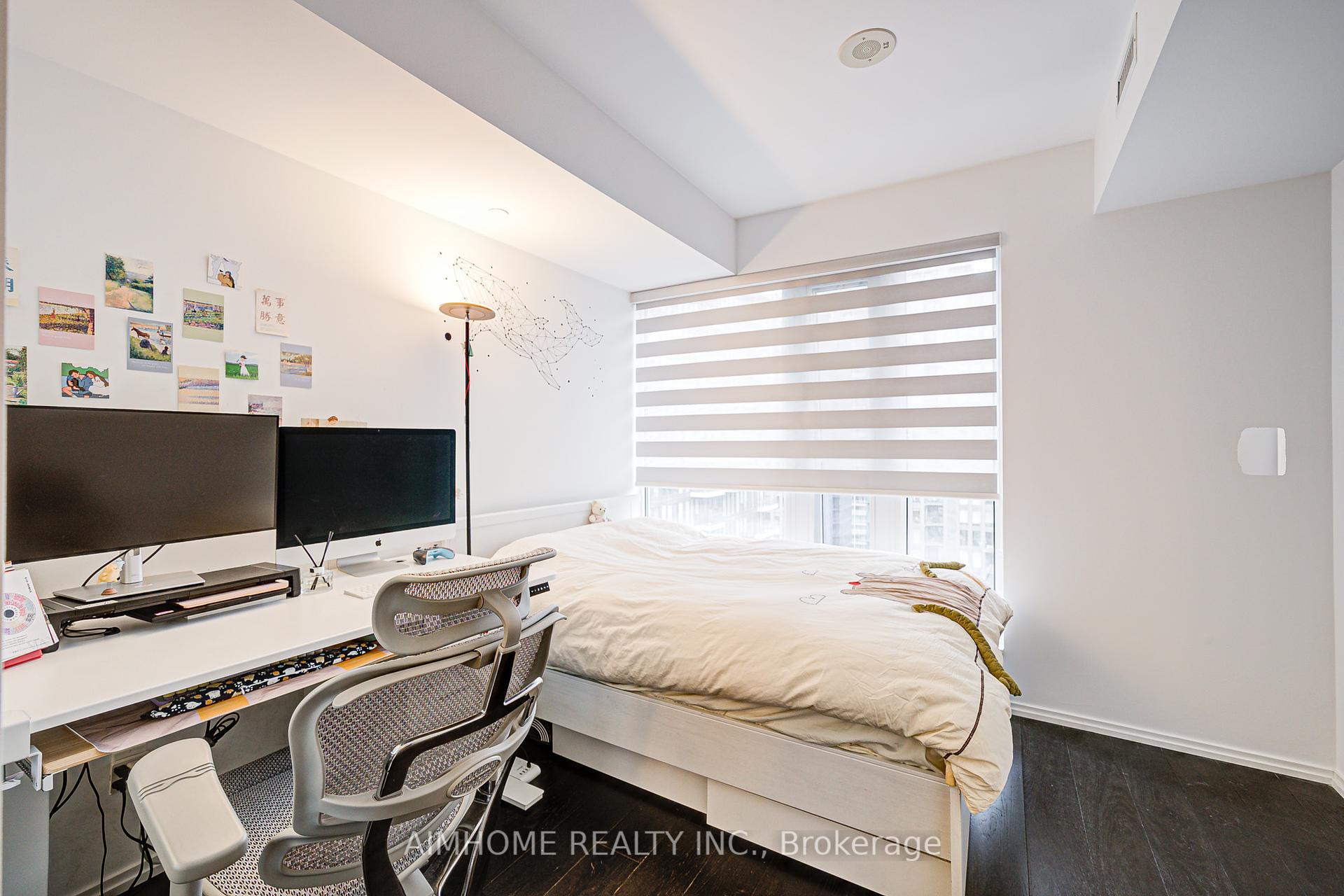 2 Bedrooms Condo at 68 Shuter, Toronto For sale