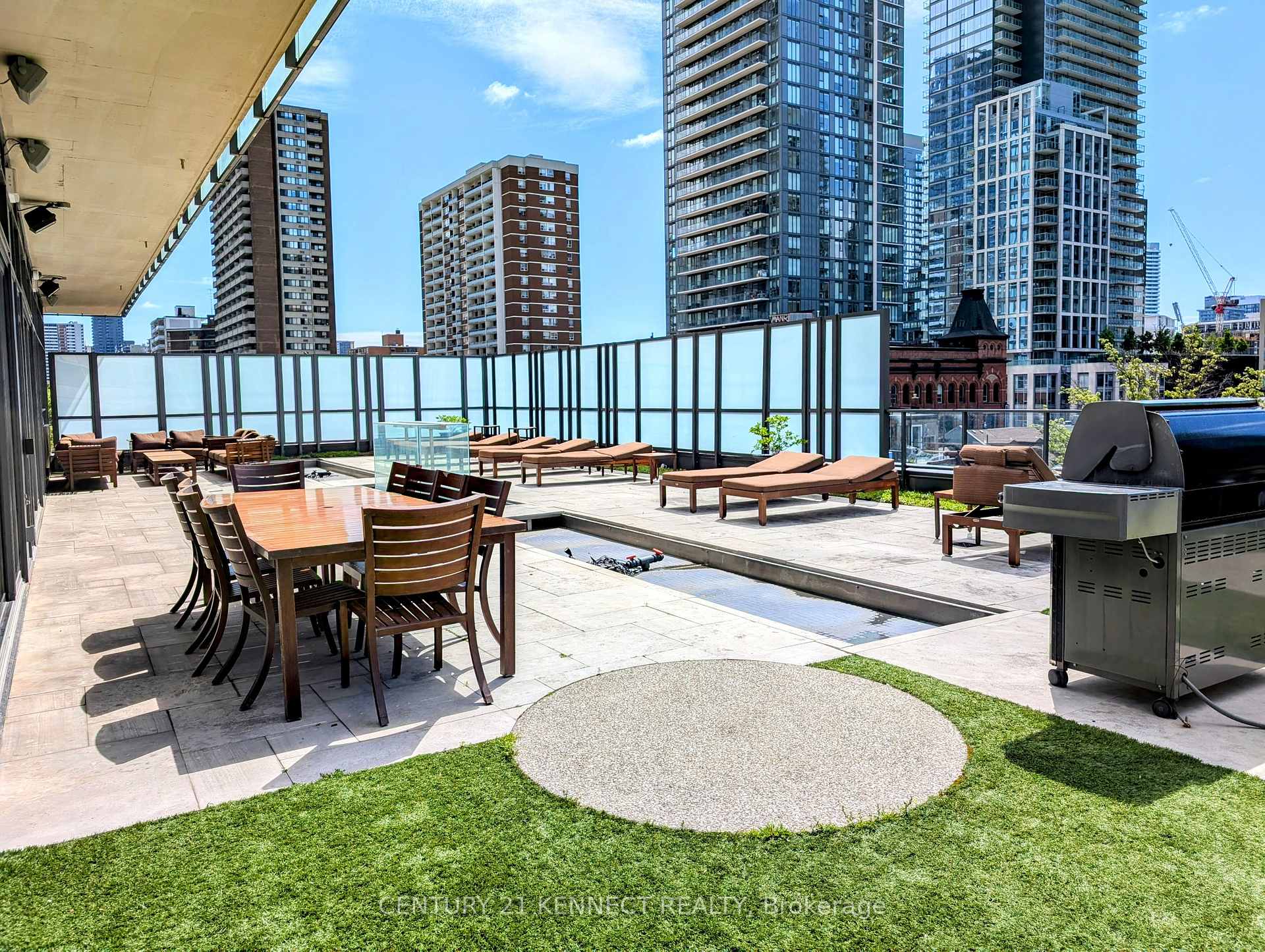 Condo at 75 St Nicholas, Toronto For sale
