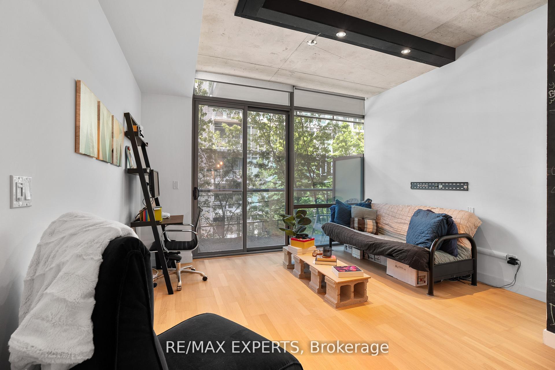 1 Bedroom Condo at 55 Stewart, Toronto For sale