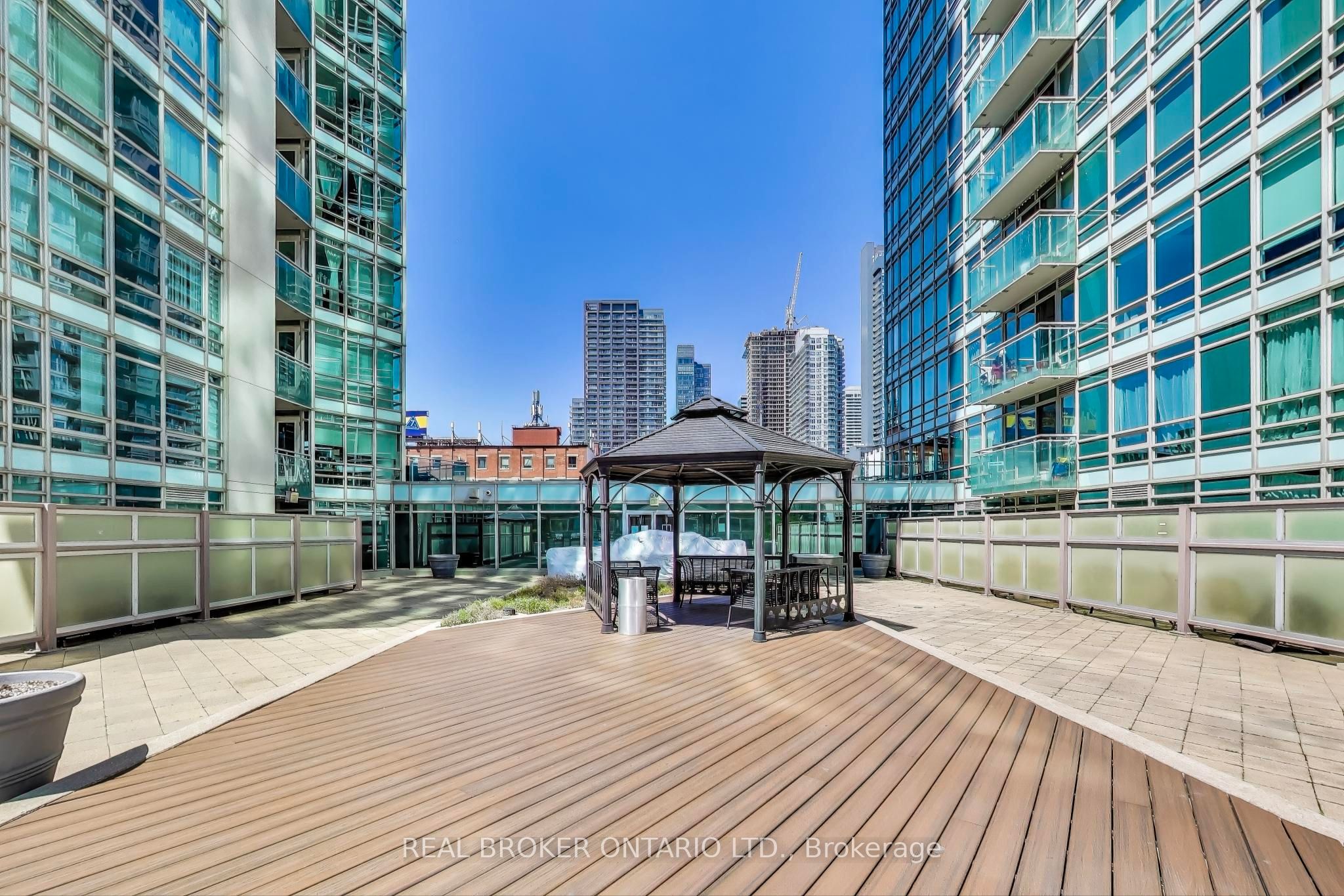 397 Front Street W, #210