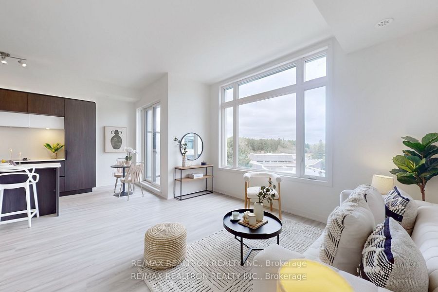 6 Steckley House Lane, #311