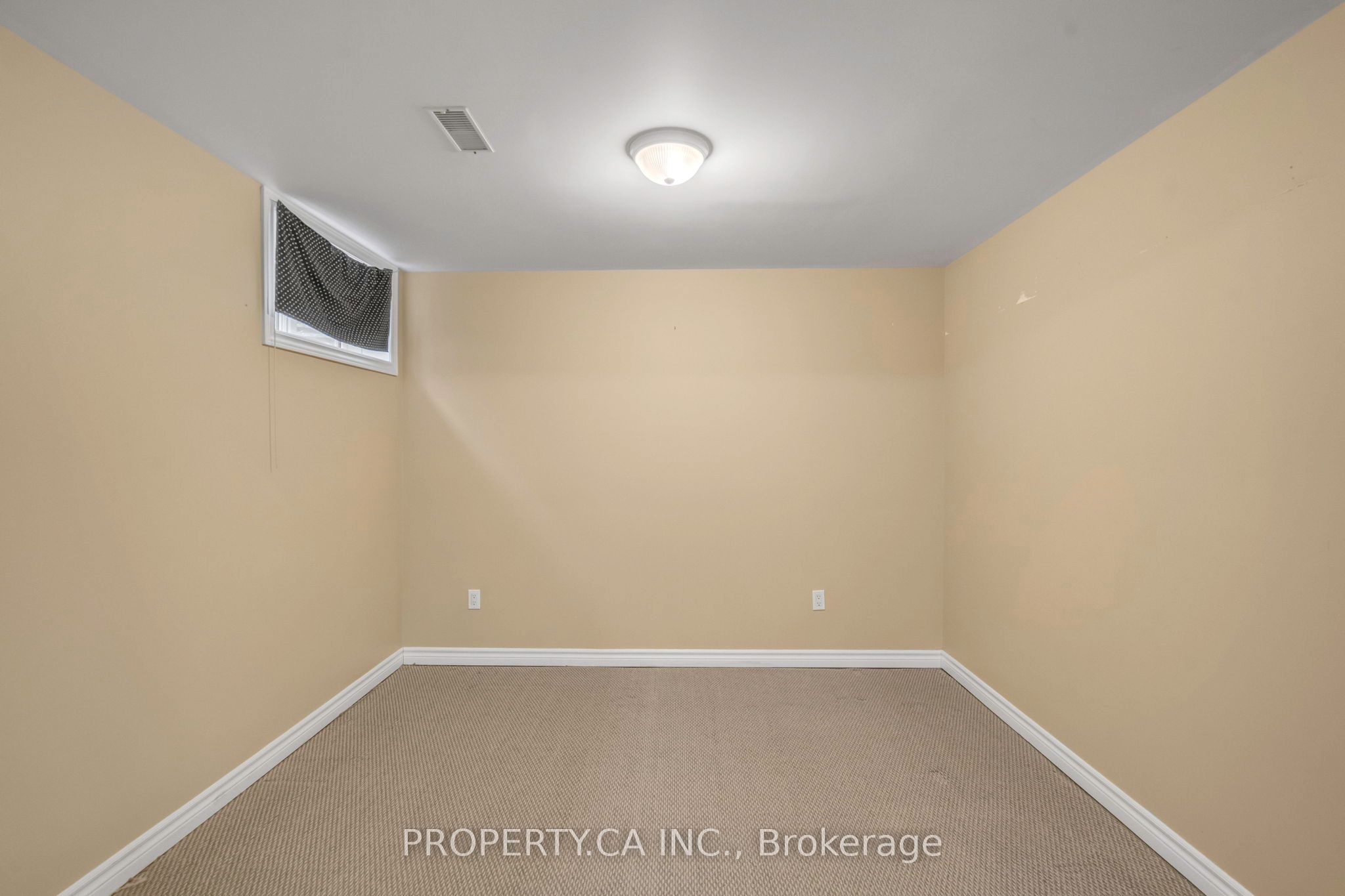 294 Huck Crescent