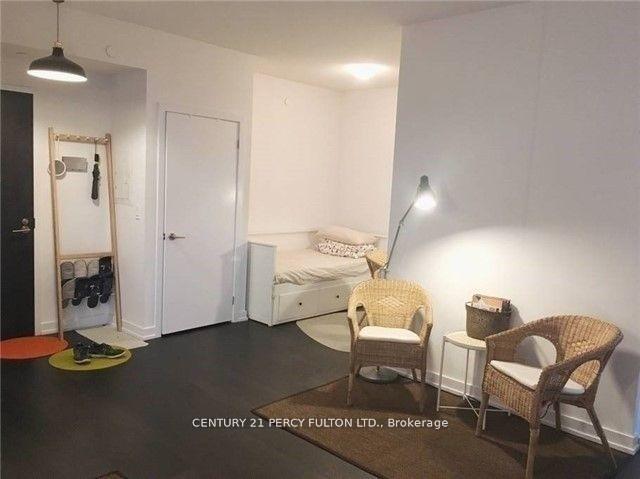 2 Bedrooms Condo at 297 College, Toronto For sale