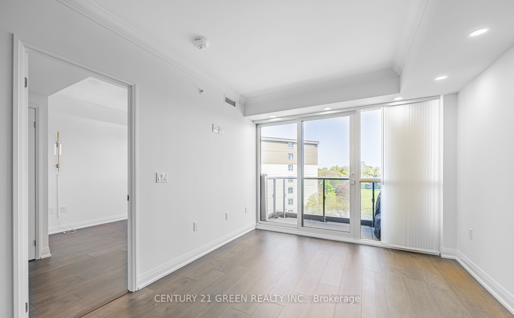 10 Gibbs Road, #514