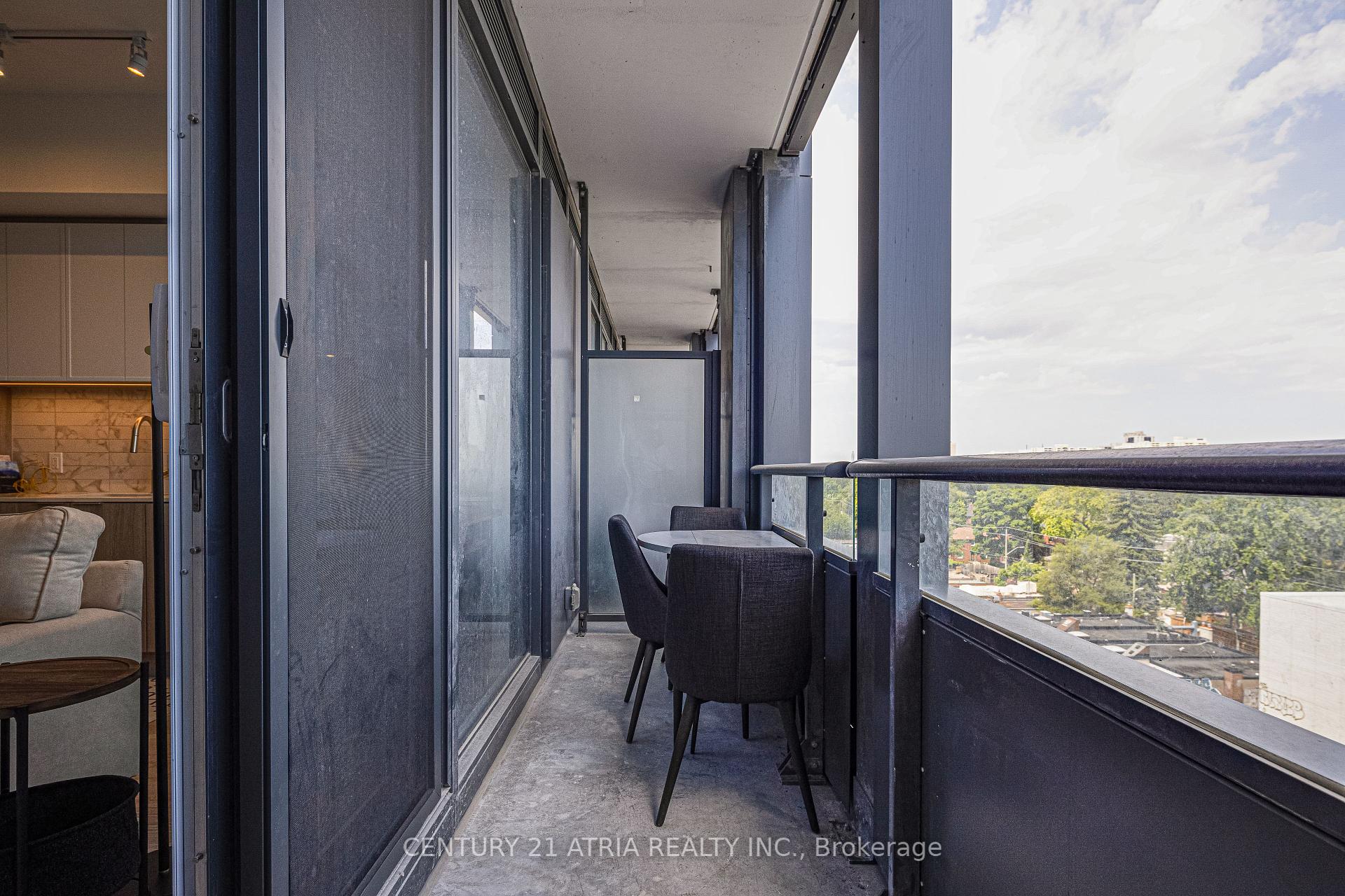 1 Bedroom Condo at 2020 Bathurst,  Toronto For sale