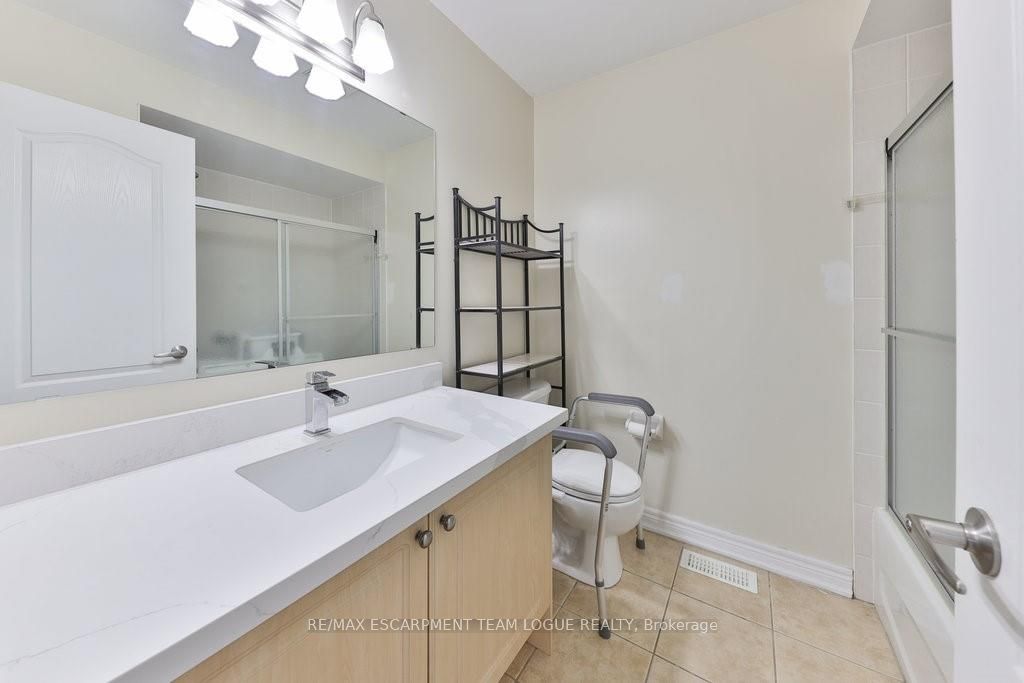 1298 TUPPER Drive
