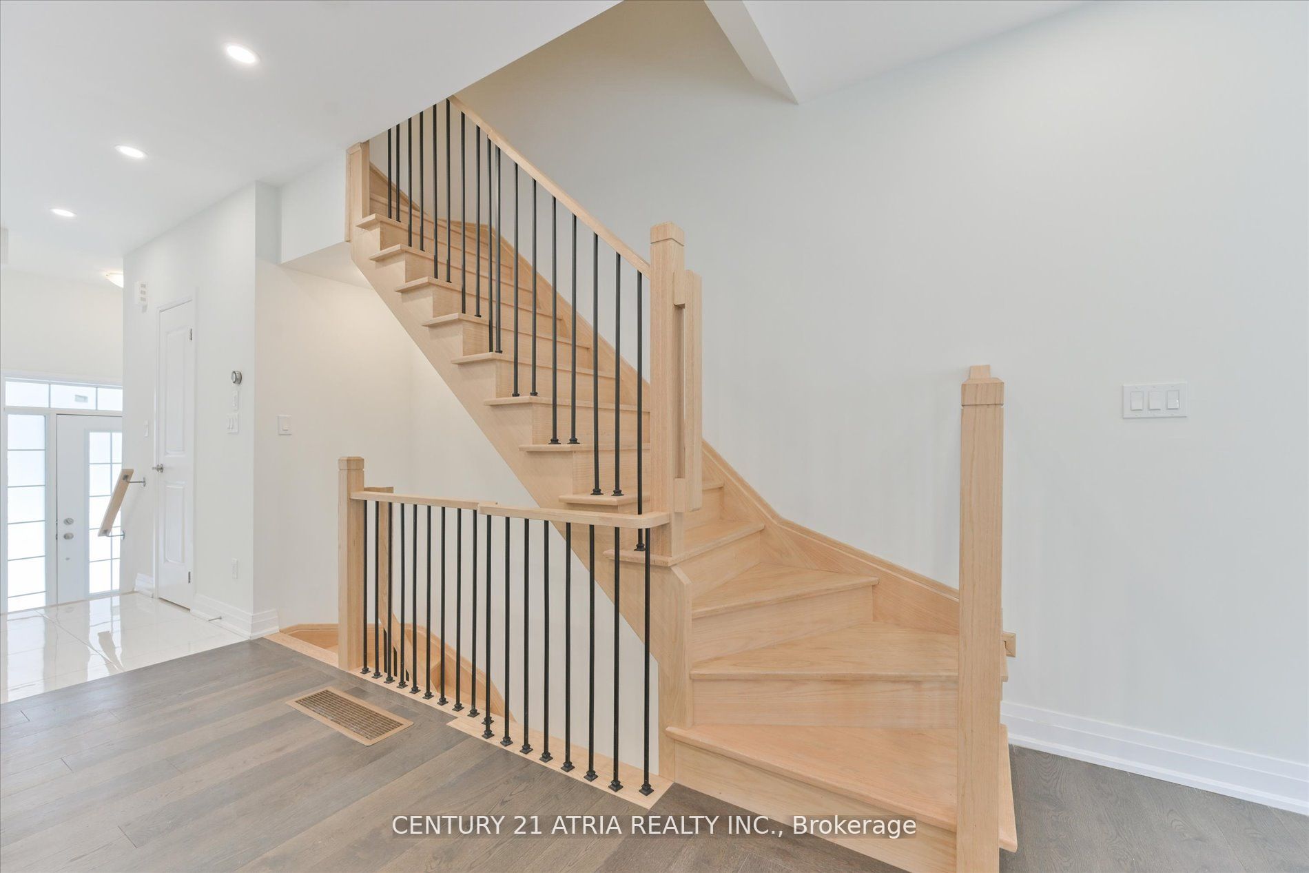 106 Clippers Crescent