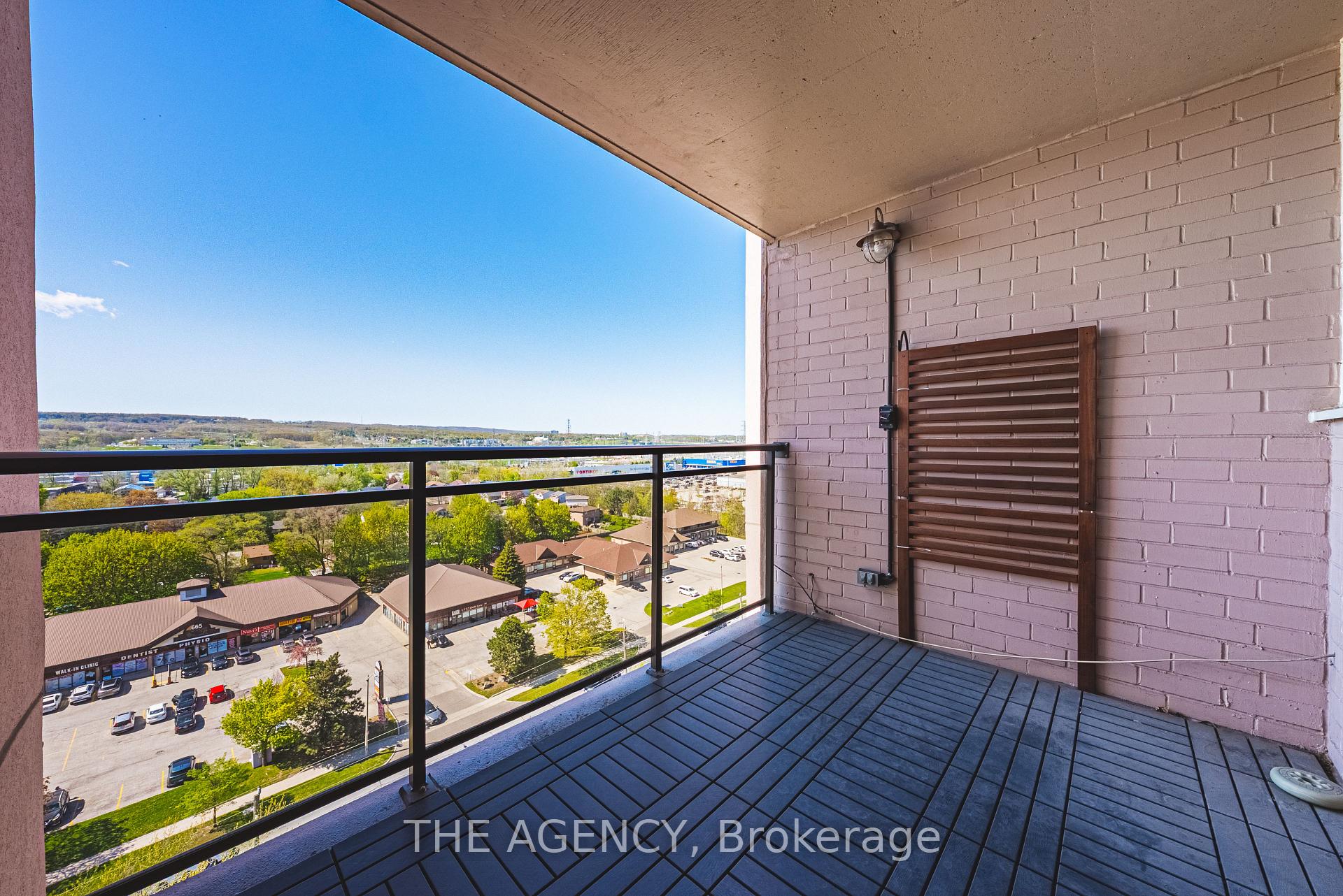 1 Bedroom Condo at 975 Warwick, Burlington For sale