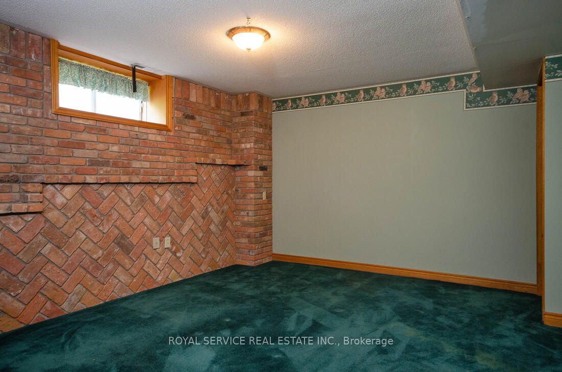 66 Irwin Road