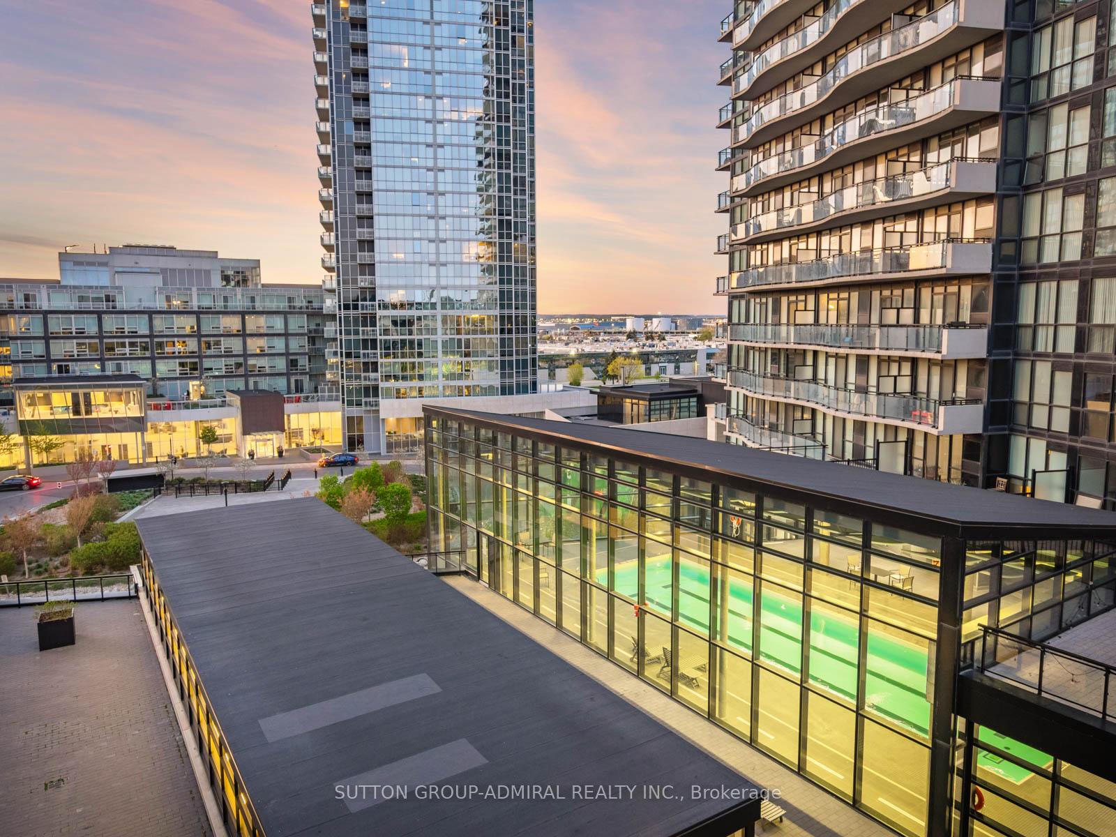 2 Bedrooms Condo at 2900 Highway 7, Vaughan For sale