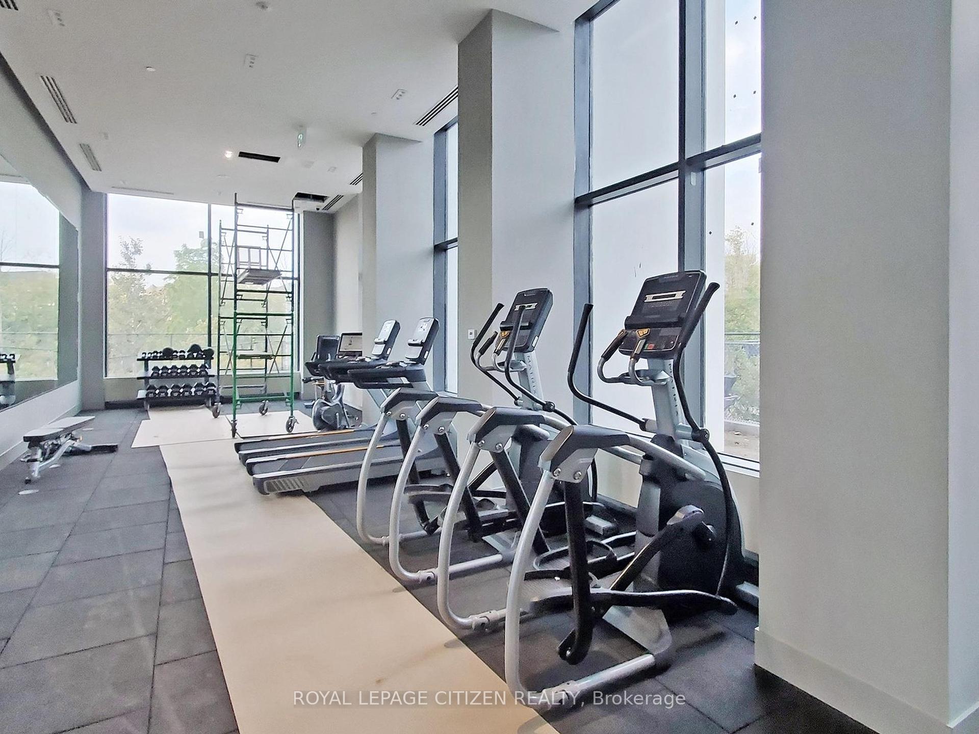 2 Bedrooms Condo at 1063 Douglas Mccurdy Comm, Mississauga For sale