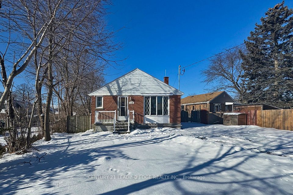 1284 Meadowvale Street