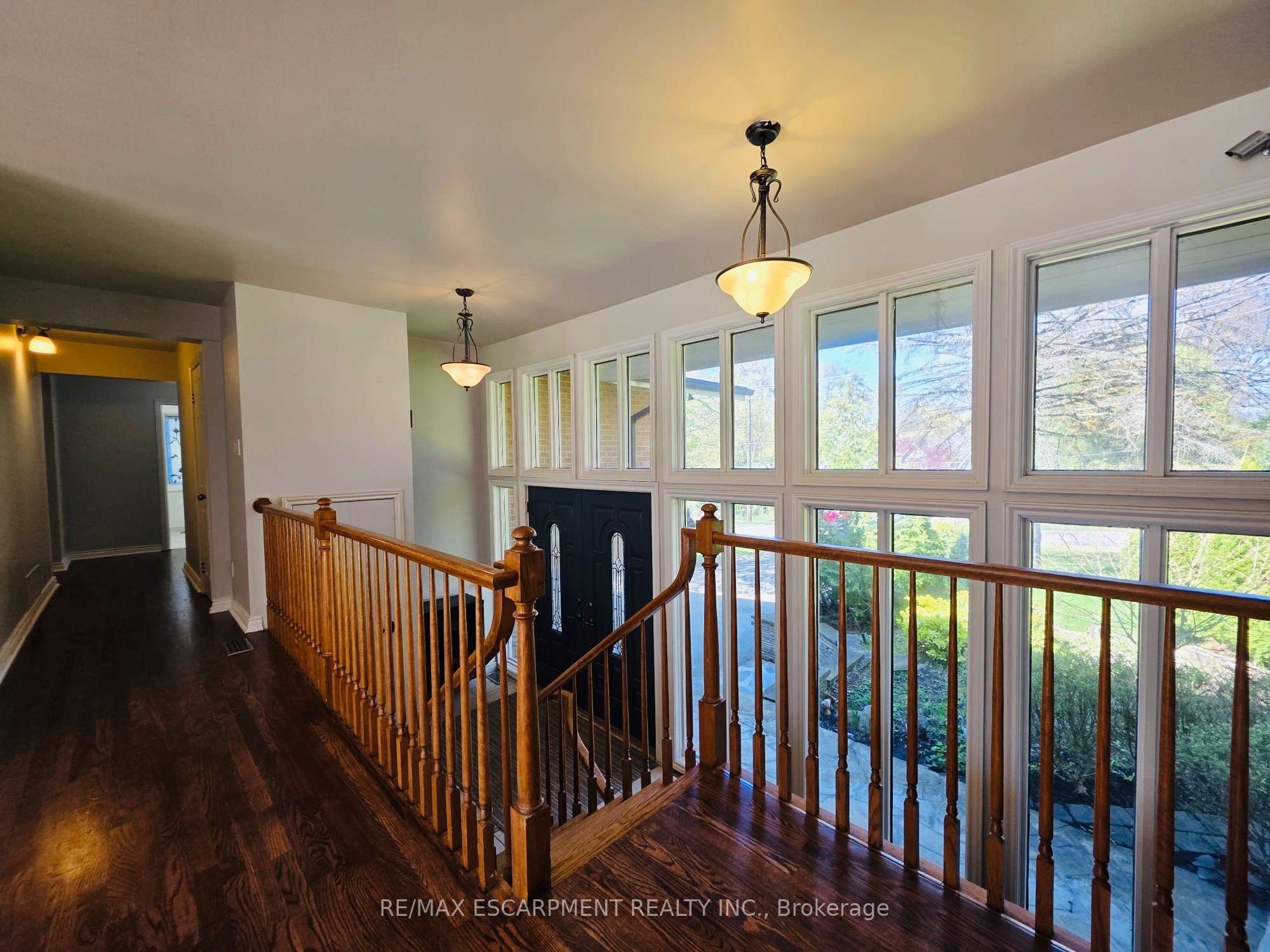 1200 Birchview Drive